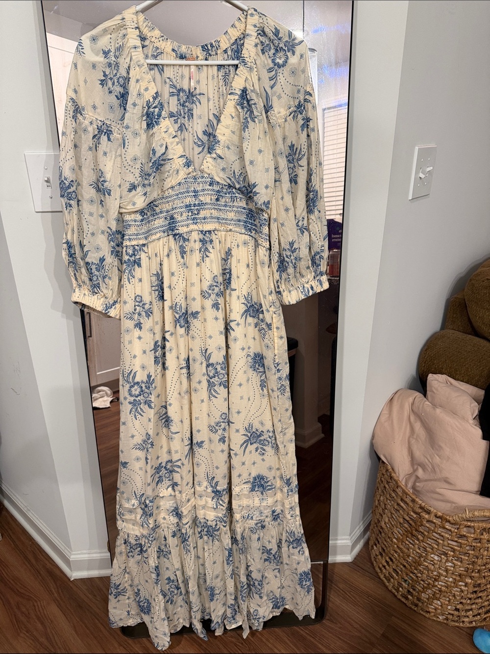 Free People Blue & Cream Floral Boho Maxi Dress Cottagecore Dress M - Picture 3 of 9